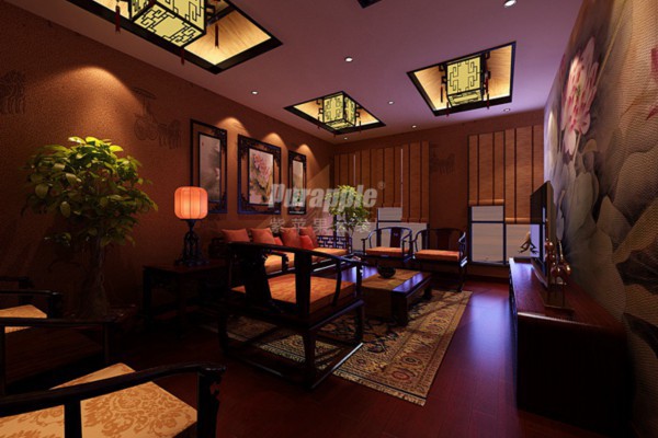 重庆女警巧手按摩，为民解忧暖人心