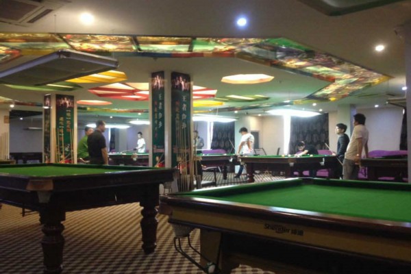 7. 晚上七点的重庆，夜生活才是重头戏