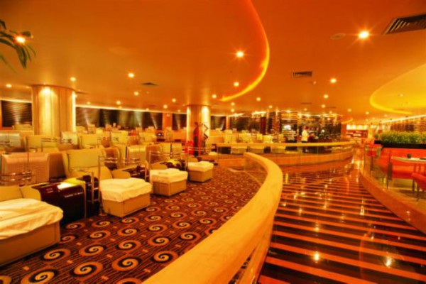 感受山城热度,重庆桑拿让你“汗”流浃背! 感受山城热度,重庆桑拿让你“汗”流浃背!