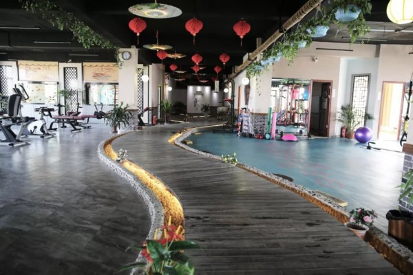 “重庆99元畅享自助按摩,放松身心好选择!” “重庆99元畅享自助按摩,放松身心好选择!”